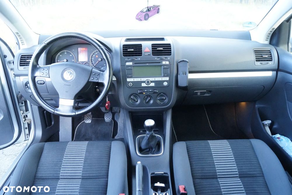 Volkswagen Golf - 12