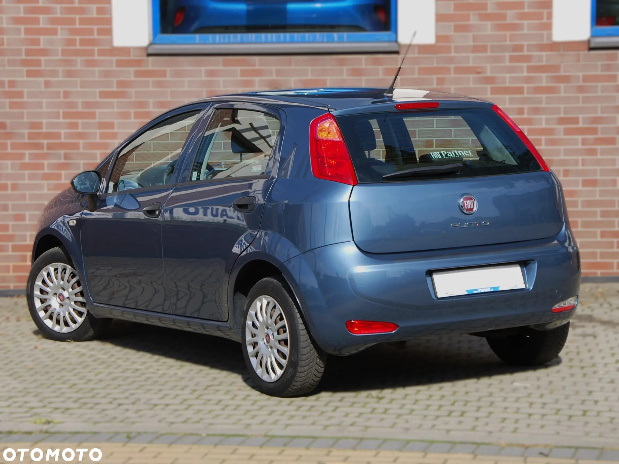 Fiat Punto 1.4 Easy Pakiet Easy Plus S&S - 15