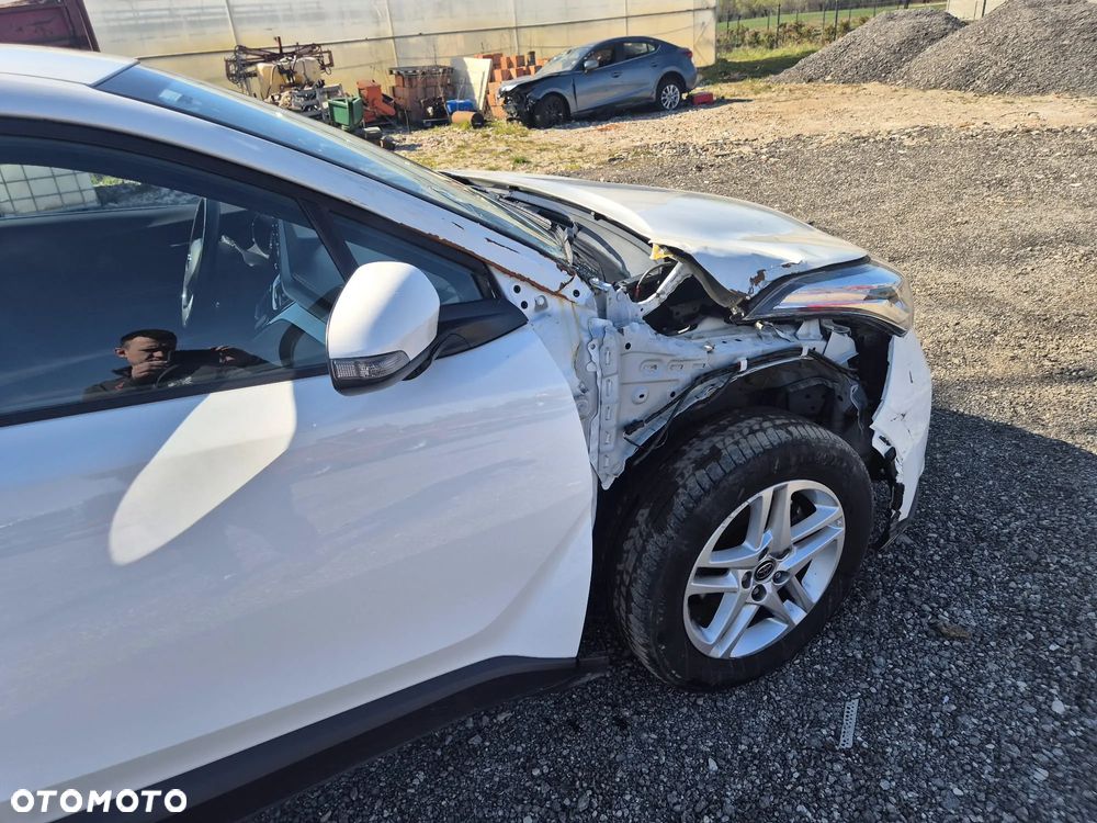 Toyota C-HR Style - 36