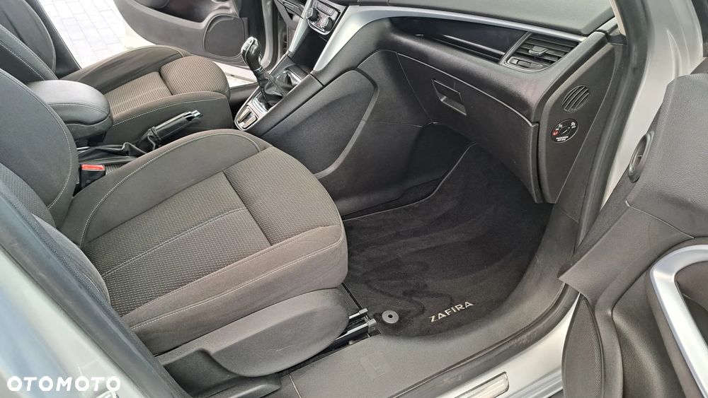 Opel Zafira Tourer 2.0 CDTI Edition - 11