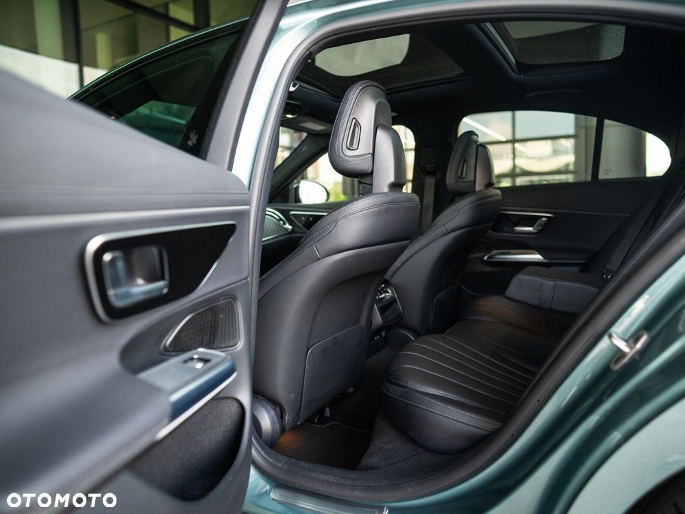 Mercedes-Benz Klasa E - 12