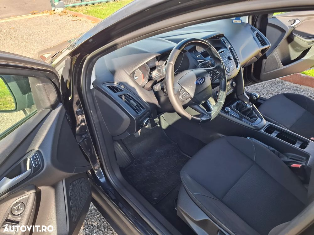 Ford Focus - 5