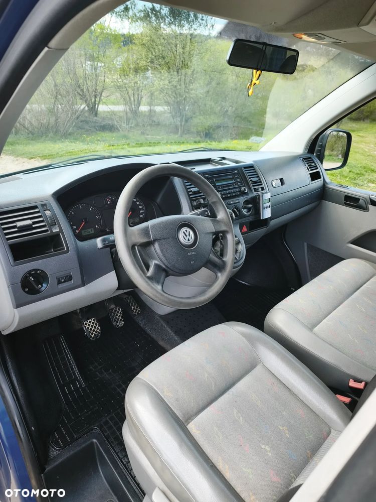 Volkswagen Transporter T5 - 11