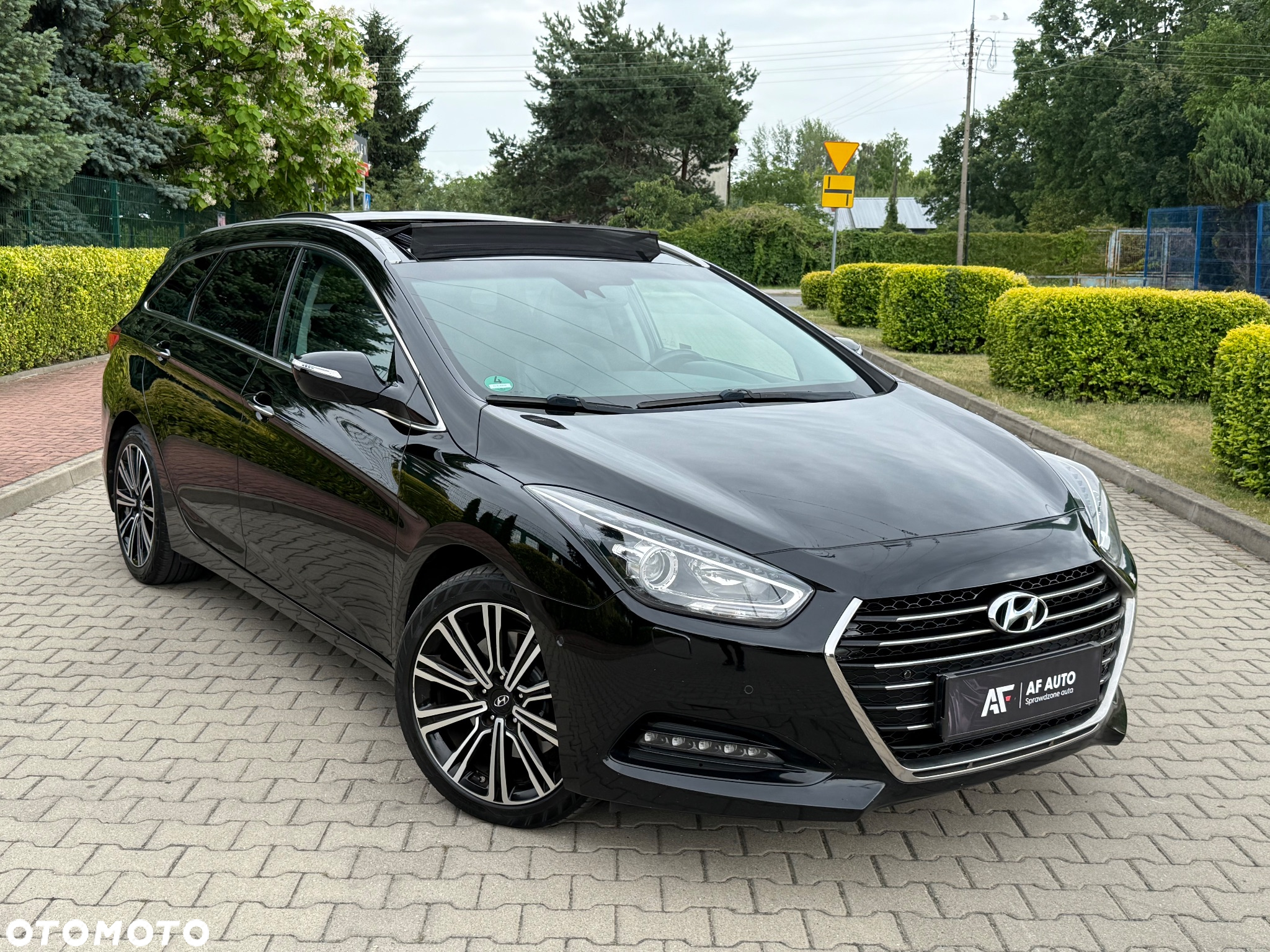 Hyundai i40 Kombi 1.7 CRDi Premium - 2
