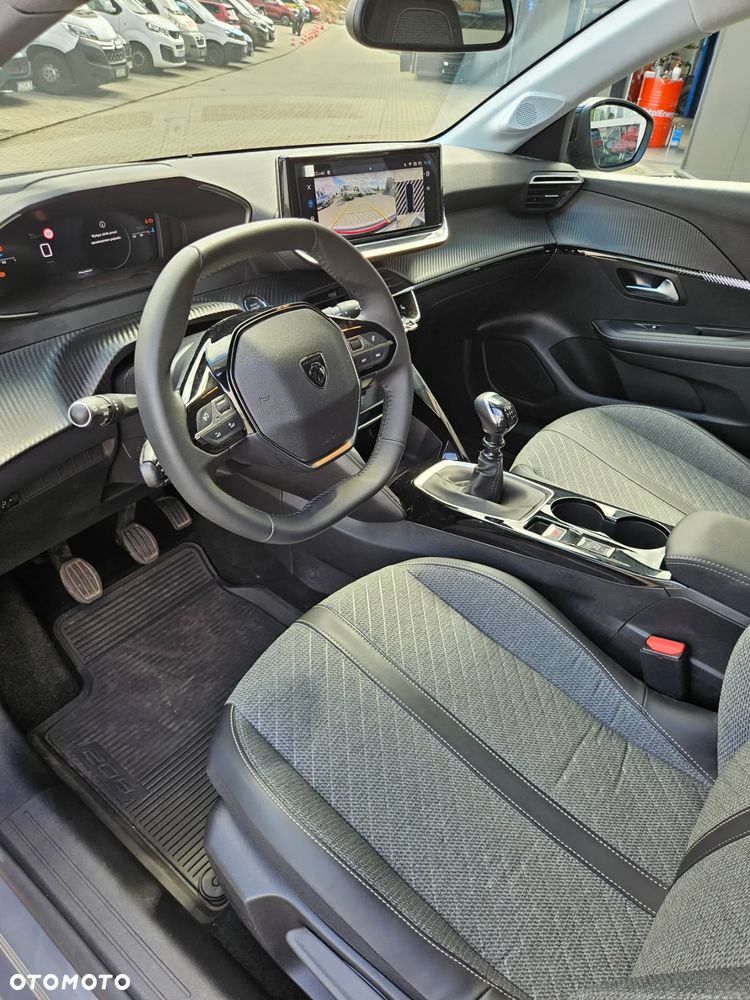 Peugeot 208 1.2 PureTech Allure S&S - 8