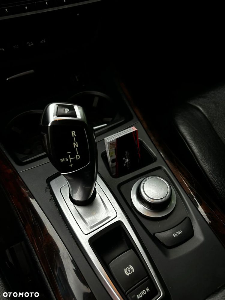 BMW X5 3.0si - 15