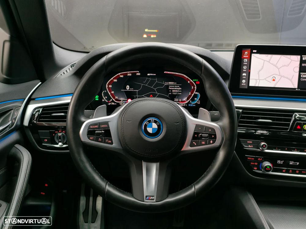 BMW 530 e Pack M - 15