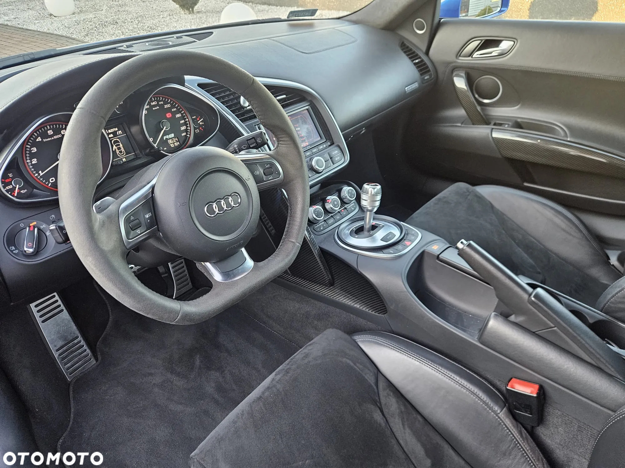 Audi R8 5.2 Quattro R tronic - 11