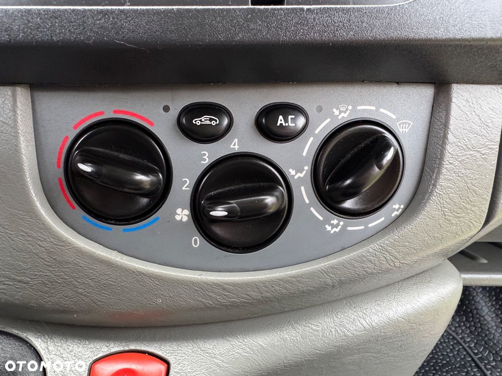 Nissan Primastar - 29