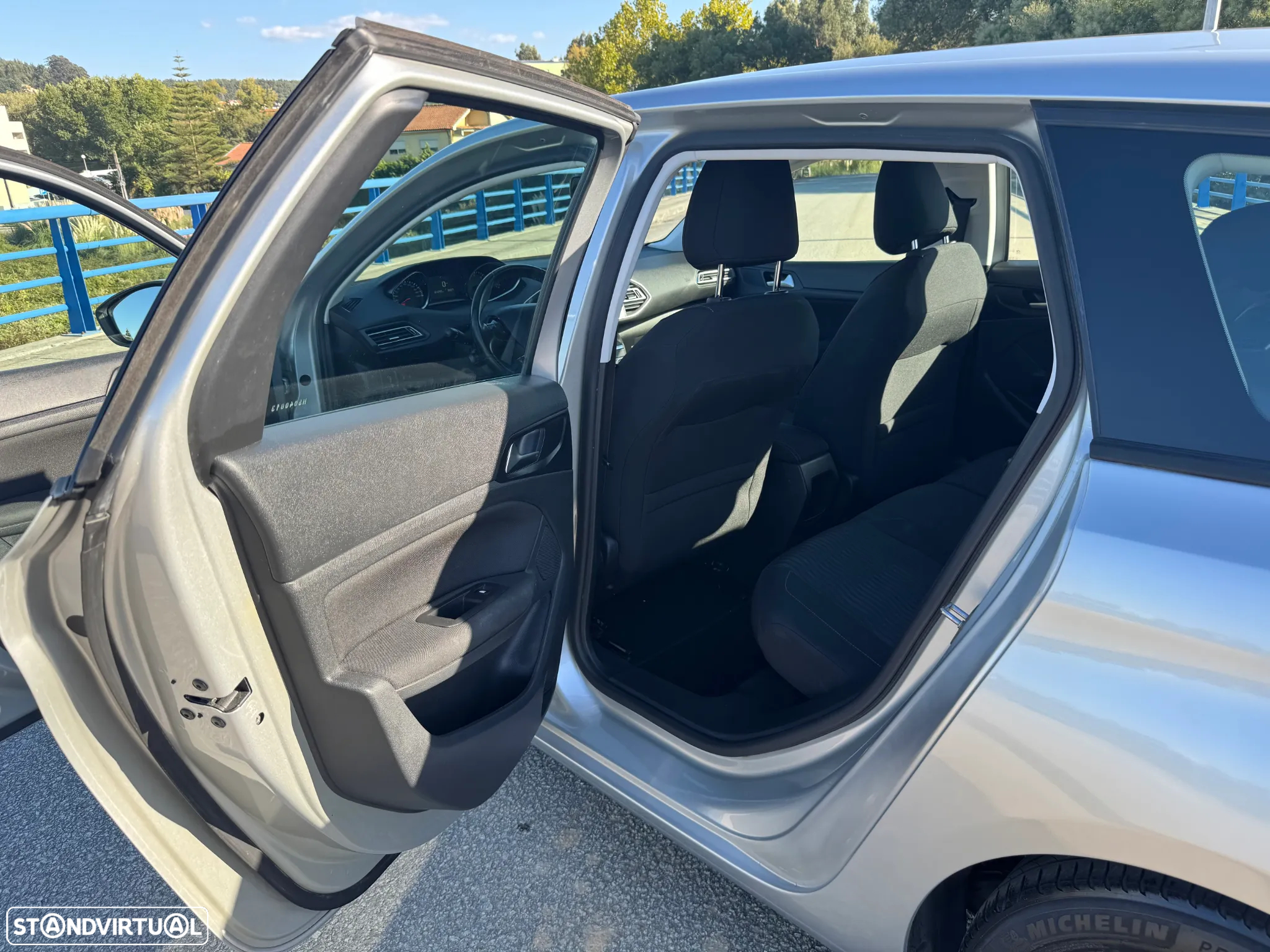 Peugeot 308 SW 1.6 BlueHDi Style - 15