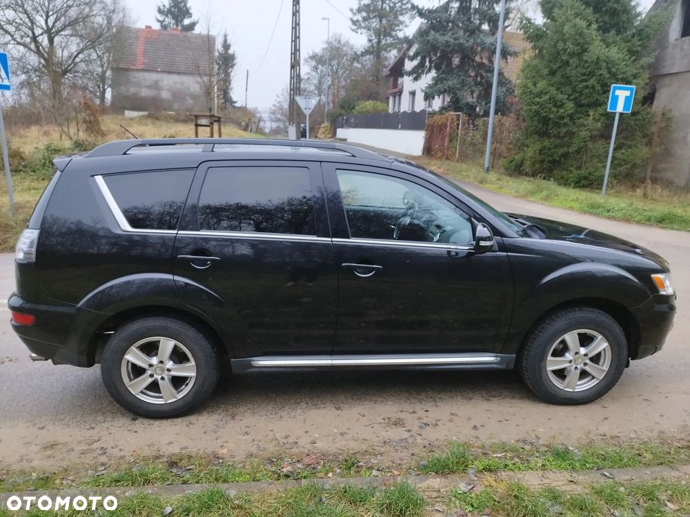 Mitsubishi Outlander 2.2 DID Intense + EU5 - 9