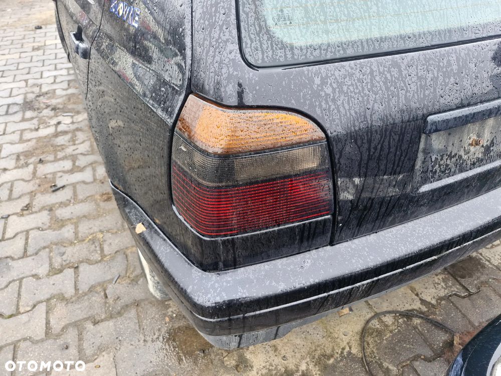 VW GOLF 3 III maska zderzak drzwi szyby lusterka 1.6 silnik skrzynia demontaż - 5