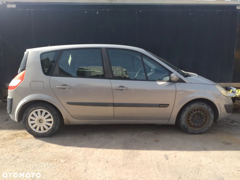 Auto na części - Renault Scenic 2 benzyna Silnik Skrzynia Drzwi Maska Klapa Błotnik Zderzak Lampa Szyba Klamka Lusterko Deska Kokpit - 1