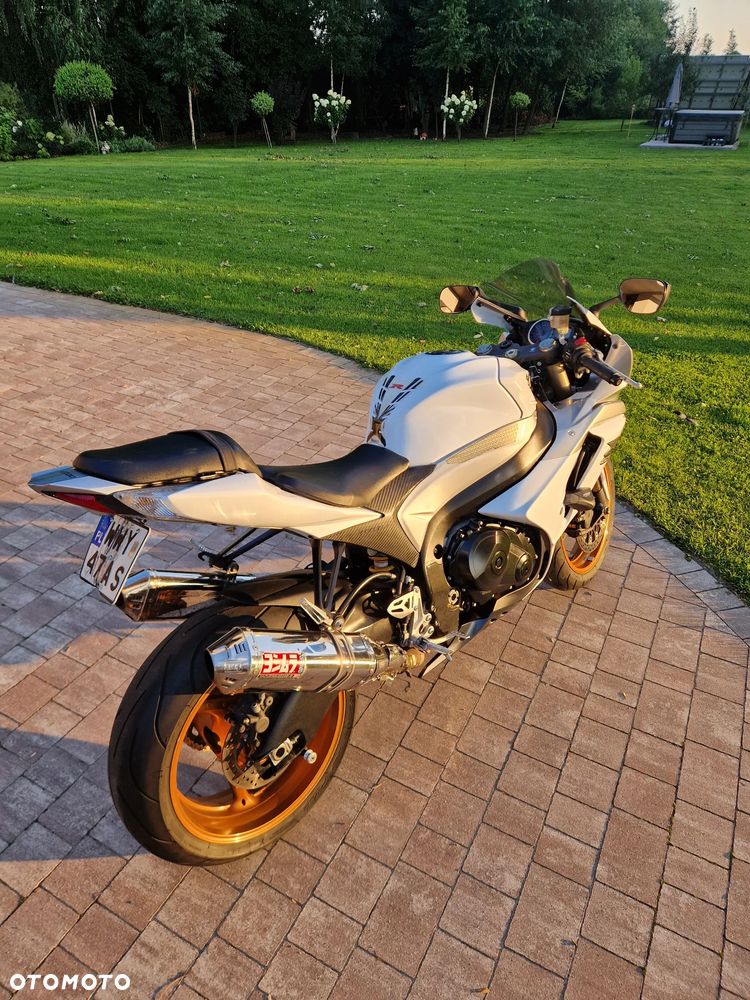 Suzuki GSX-R - 3