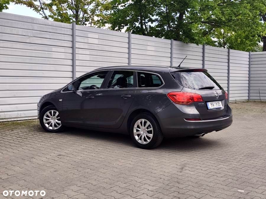 Opel Astra 1.4 Turbo Sport - 4