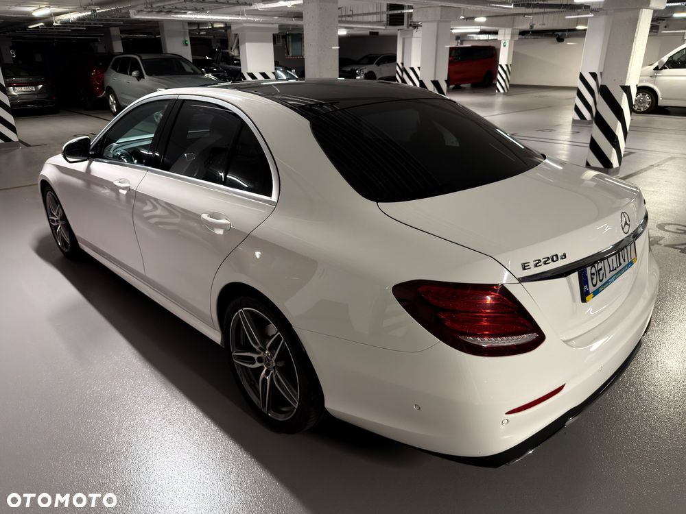 Mercedes-Benz Klasa E 220 d 4-Matic 9G-TRONIC - 5