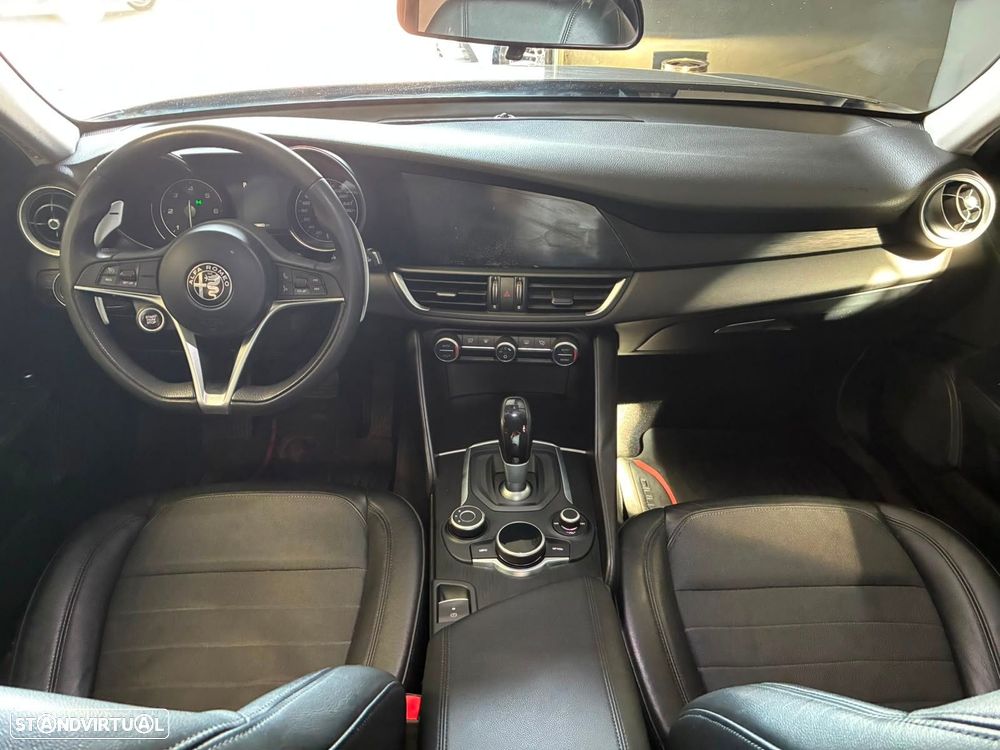 Alfa Romeo Giulia 2.2 D Super AT8 - 33