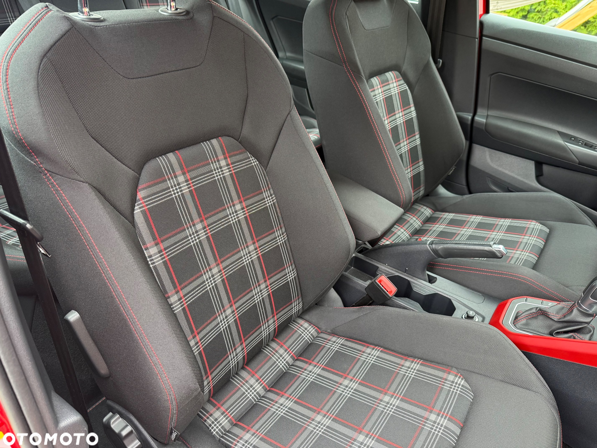 Volkswagen Polo 2.0 TSI GTI DSG - 15