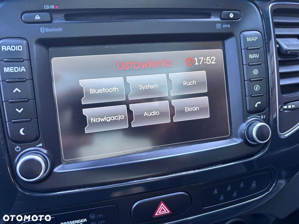 Kia Carens 1.7 CRDi M 7os - 18