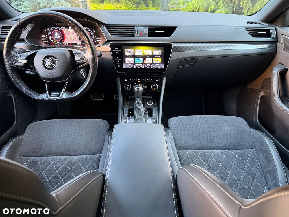 Skoda Superb 2.0 TDI SCR 4x4 Sportline DSG - 12