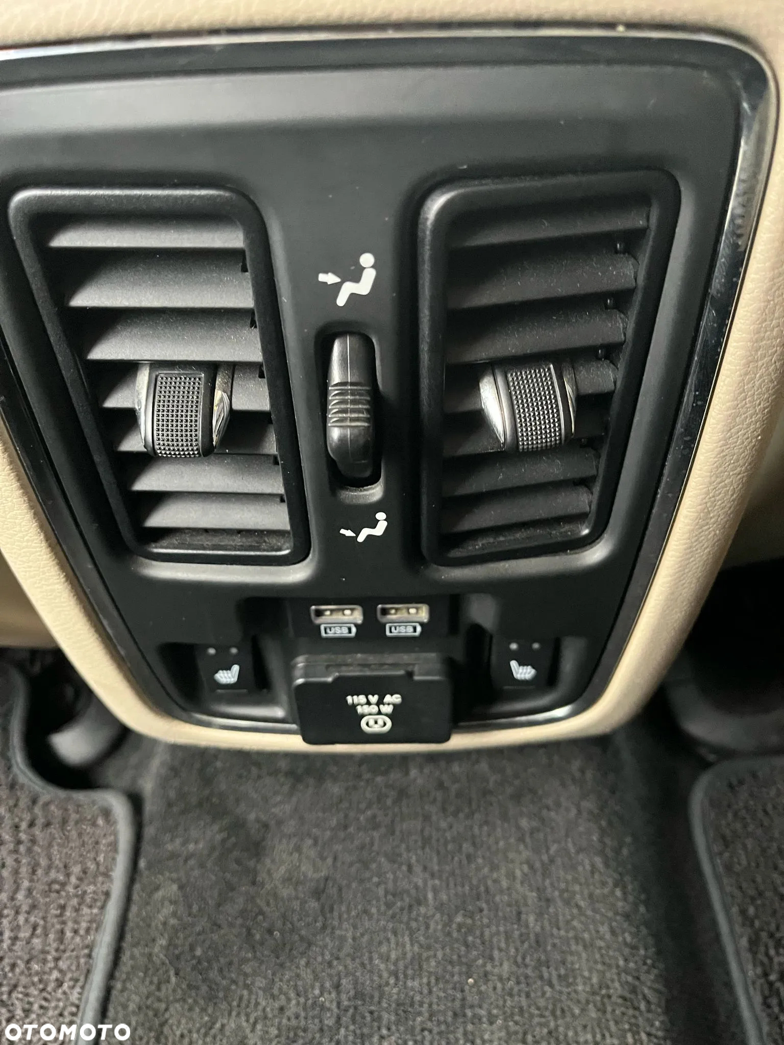 Jeep Grand Cherokee - 14