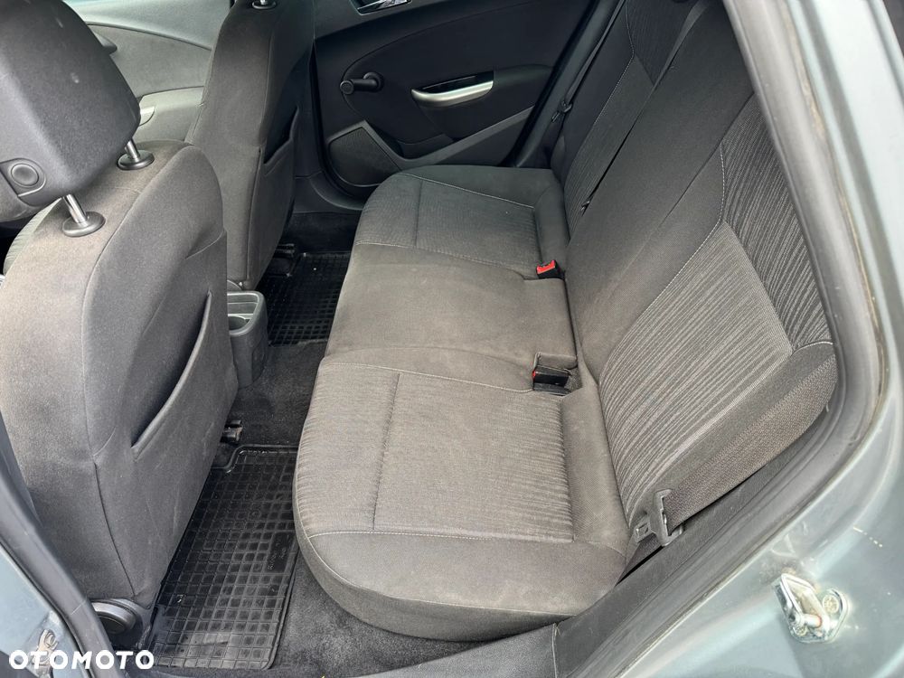 Opel Astra 1.4 Essentia - 22