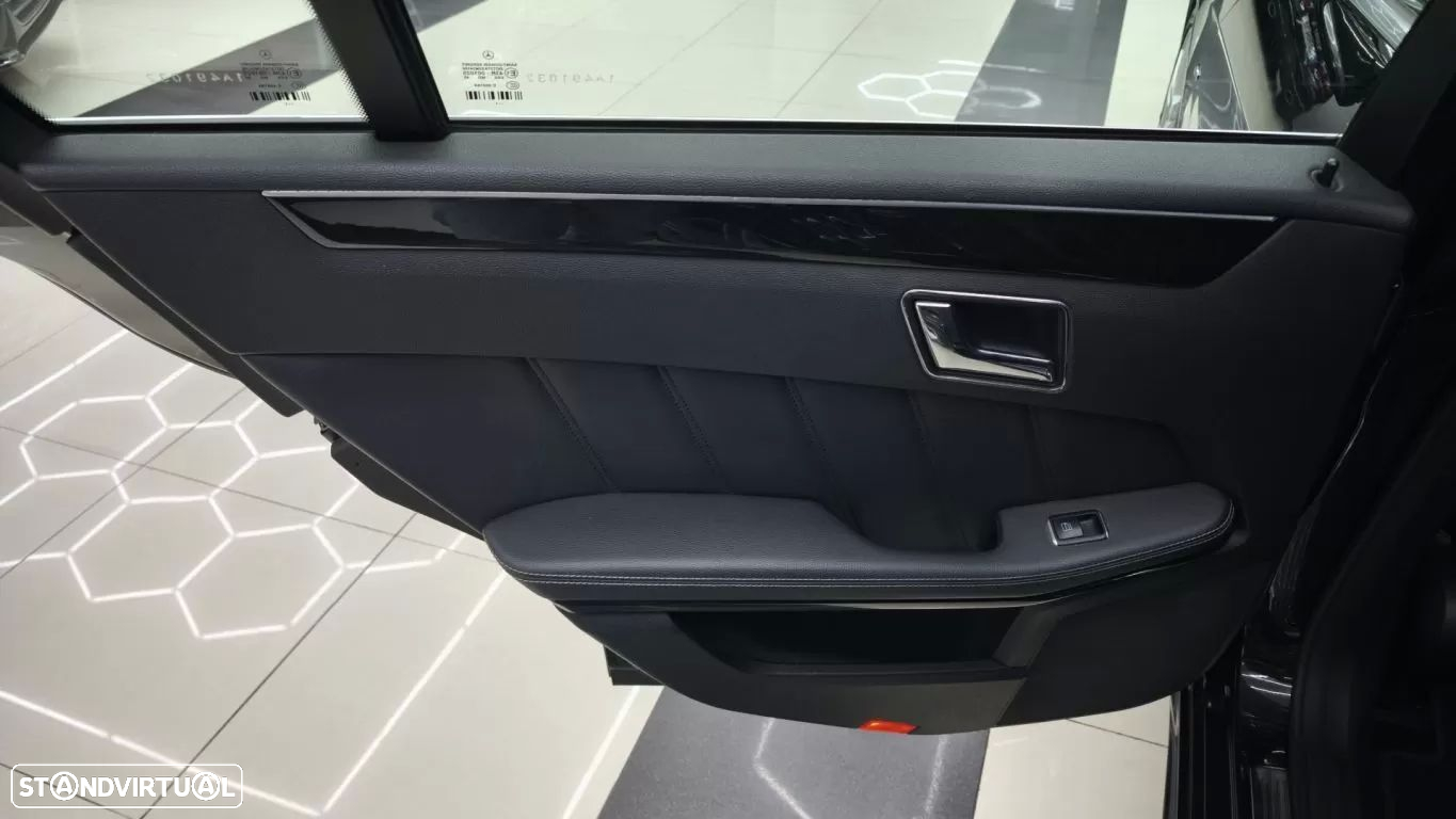 Mercedes-Benz E 220 - 40