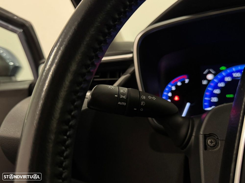 Toyota Corolla 1.8 Hybrid Exclusive - 46