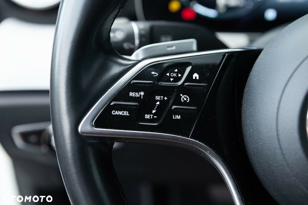 Mercedes-Benz Klasa E 220 d 4-Matic AMG/Avantgarde - 20