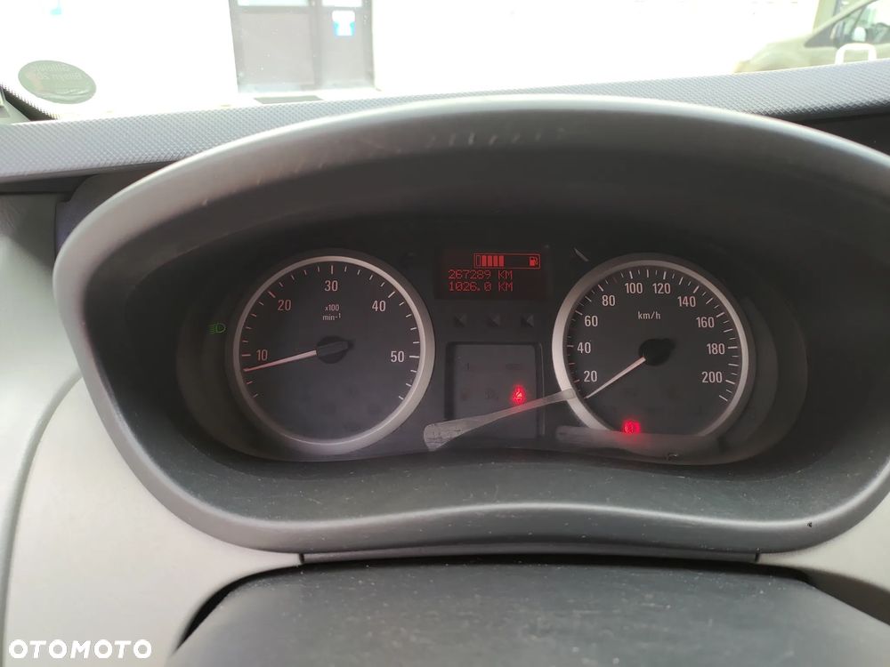 Opel Vivaro L2H2 kamper z łazienka,kuchnia,toaleta - 32