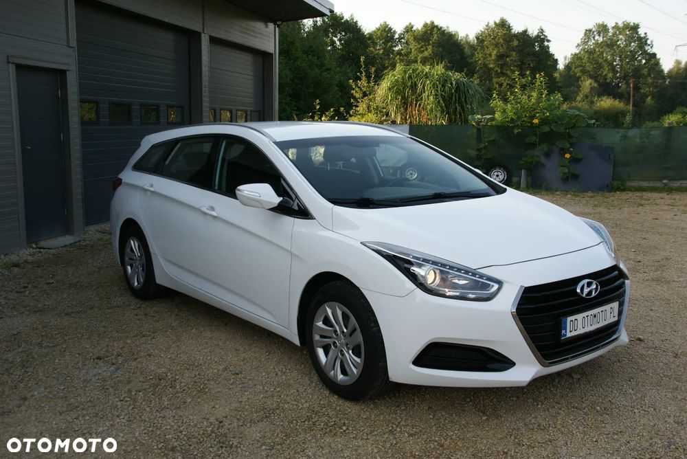 Hyundai i40 Kombi blue 1.6 Classic - 3