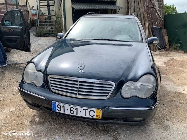 Mercedes-Benz 220 - 1