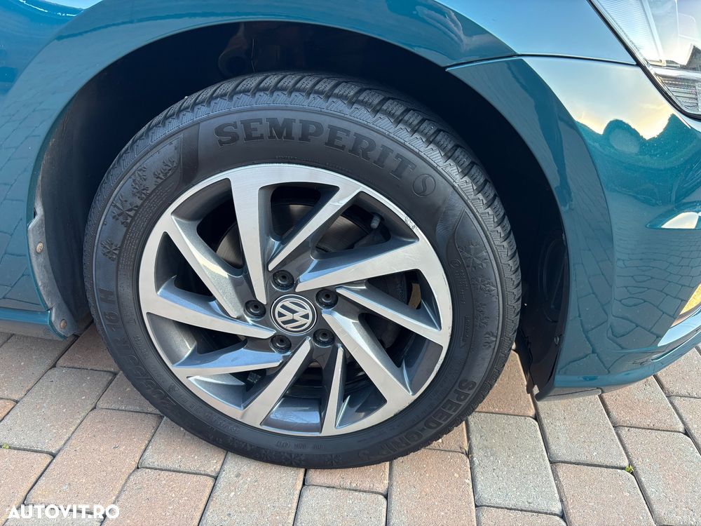 Volkswagen Golf 1.6 TDI DSG Sound - 24