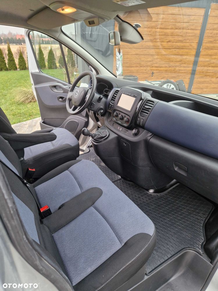 Opel Vivaro - 7