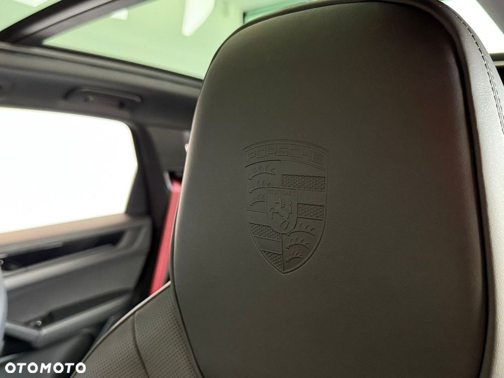 Porsche Cayenne - 14