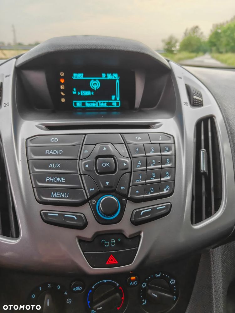 Ford Connect - 11