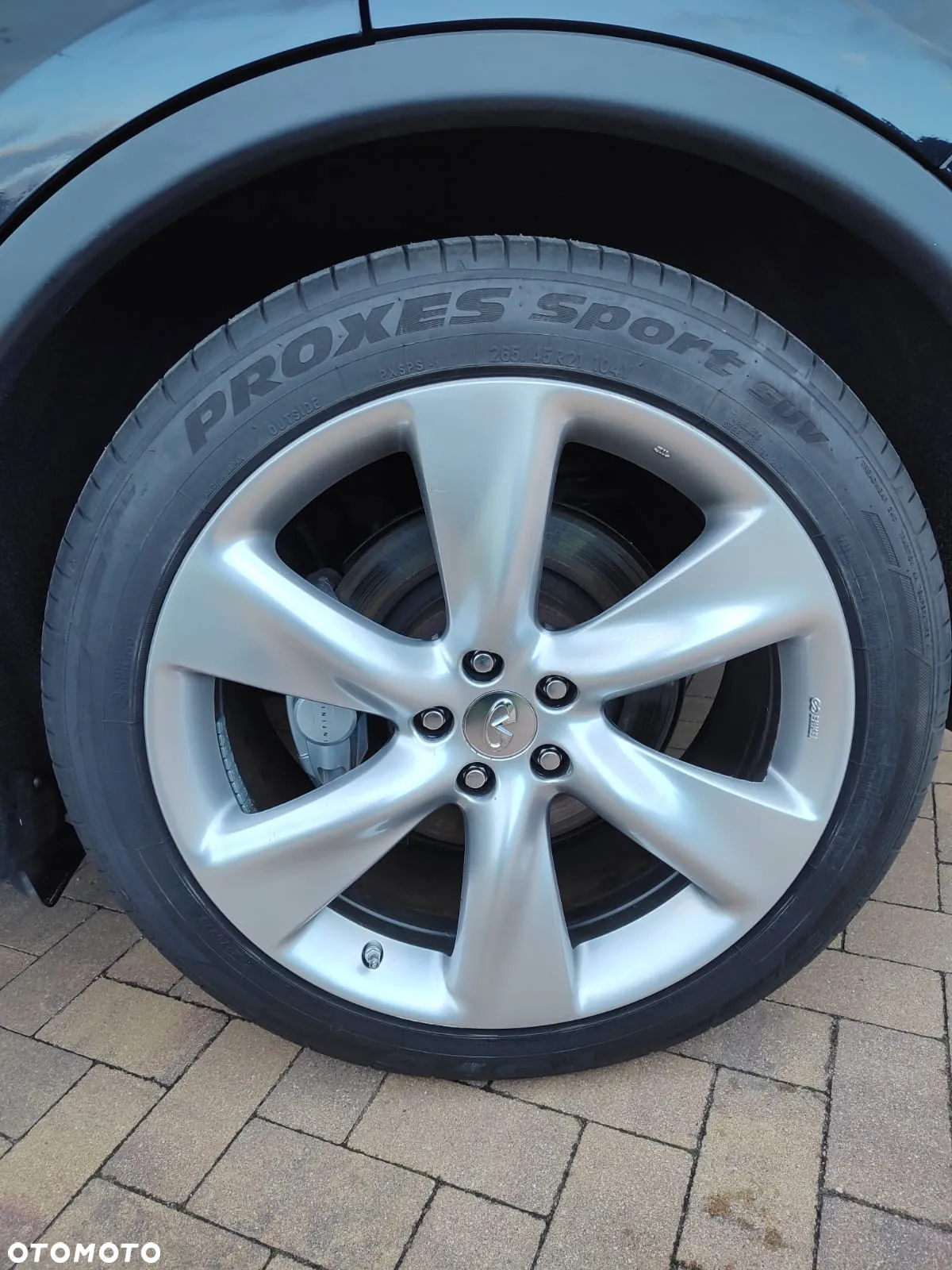 Infiniti QX70 3.0d S - 15