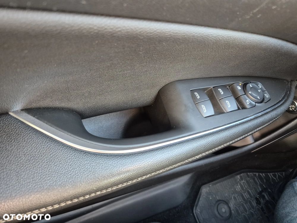 Opel Insignia 2.0 CDTI Automatik - 10