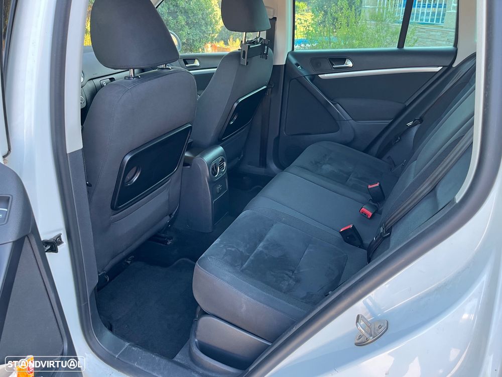VW Tiguan 2.0 TDi Track Blue.4Motion - 6