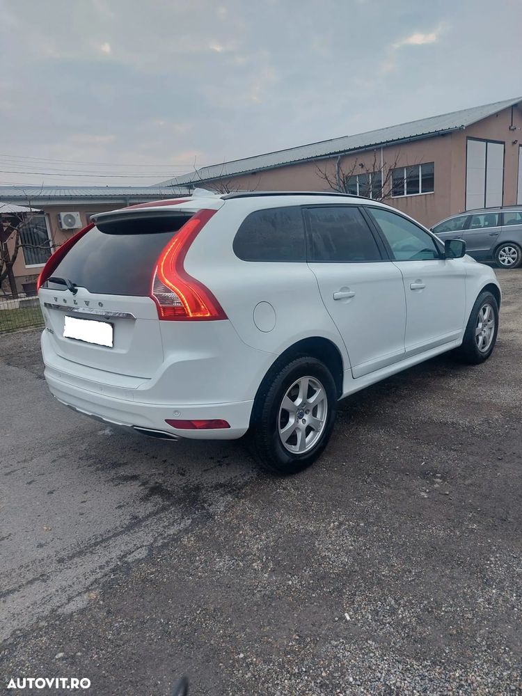 Volvo XC 60 2.4D AWD Kinetic - 5