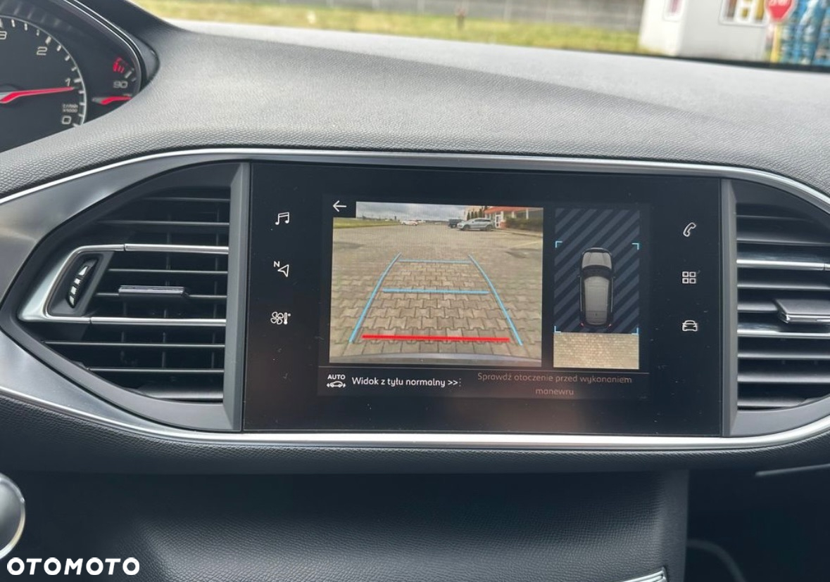 Peugeot 308 1.5 BlueHDi Allure S&S EAT6 - 18