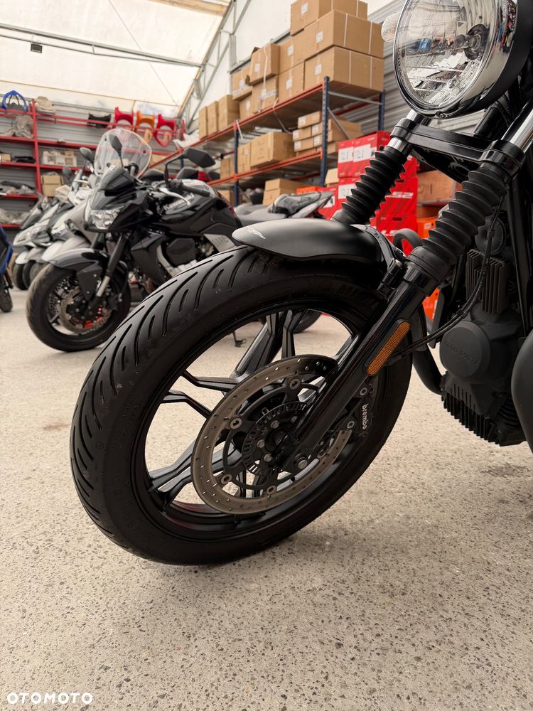 Moto Guzzi V7 - 15