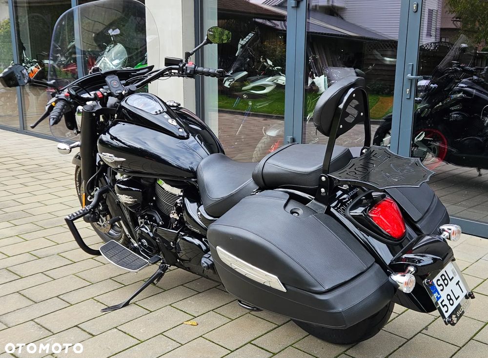 Suzuki Intruder - 4