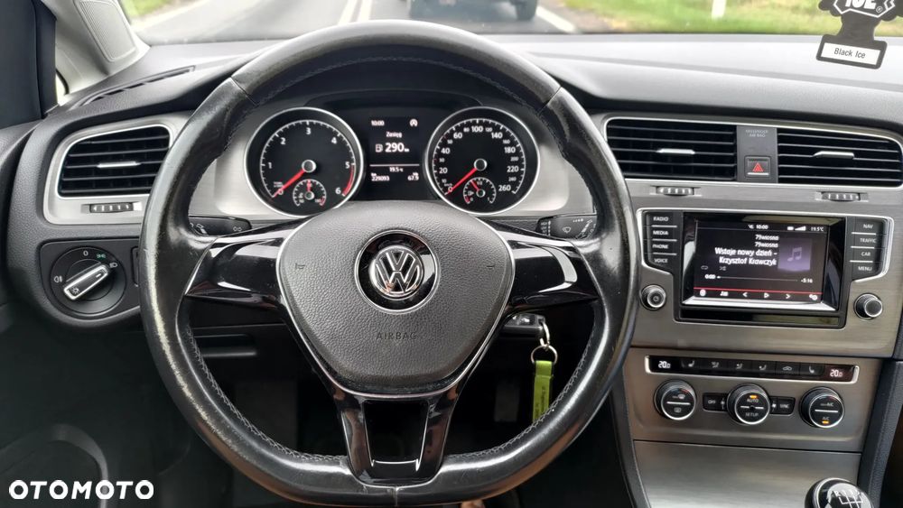 Volkswagen Golf 1.6 TDI BlueMotion Technology Cup - 27