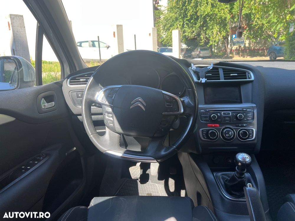 Citroën C4 1.6 HDI FAP Exclusive - 7