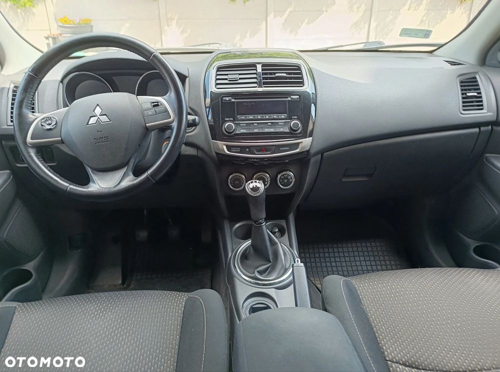 Mitsubishi ASX 1.6 Invite - 11