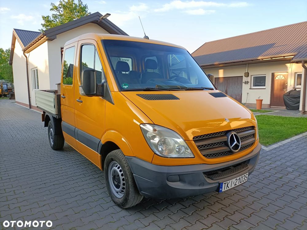 Mercedes-Benz 313 - 2