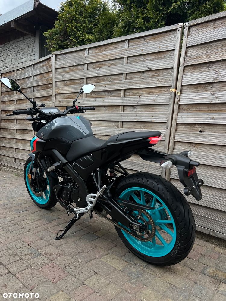 Yamaha MT - 4