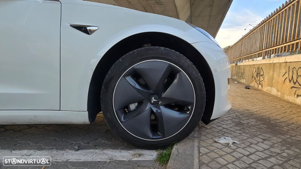 Tesla Model 3 Standard Range Plus RWD - 11