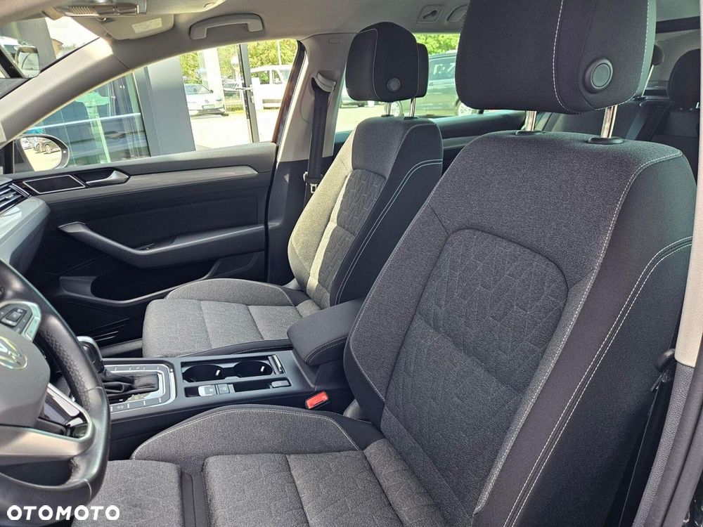 Volkswagen Passat 2.0 TDI EVO Business DSG - 11